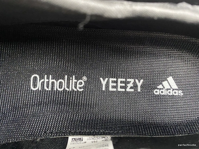 400 H68032 ADIDAS YEEZY 0707